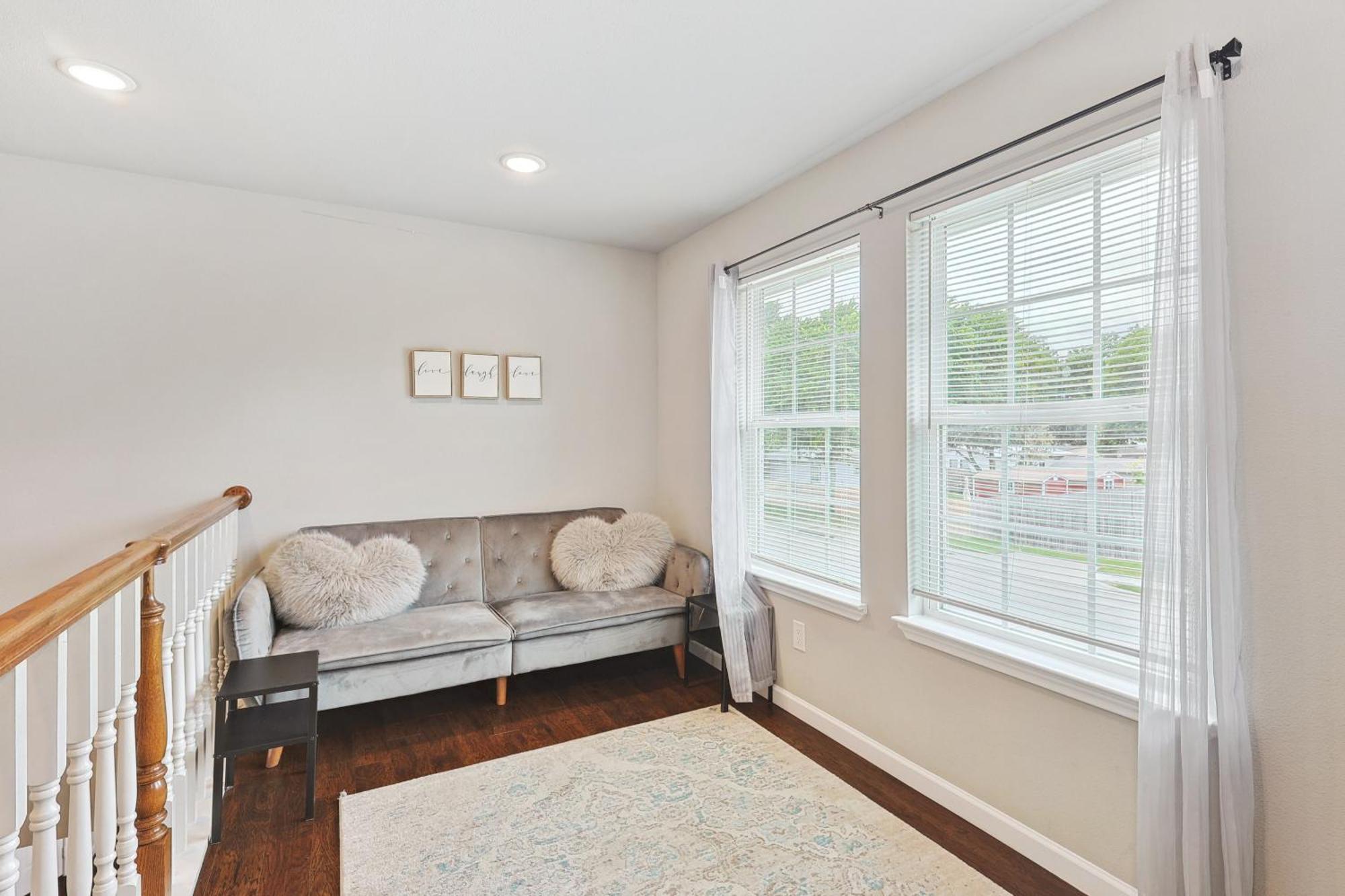 4br 2,5ba In The Heart Of Cowboy Nation